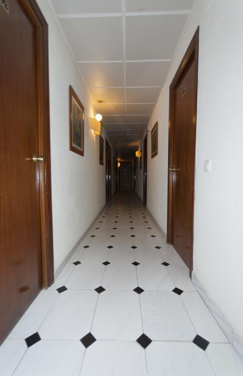 Hostal Goyma I San Fernando De Henares Exterior foto