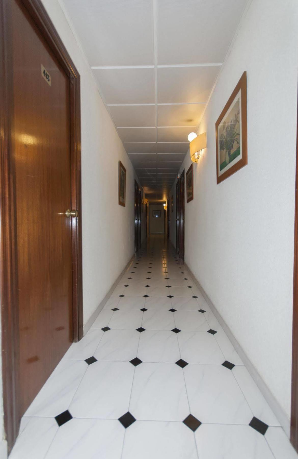 Hostal Goyma I San Fernando De Henares Exterior foto